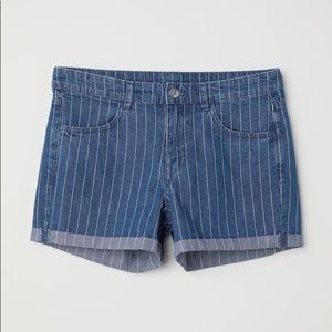 H&M Striped mid-wash denim shorts